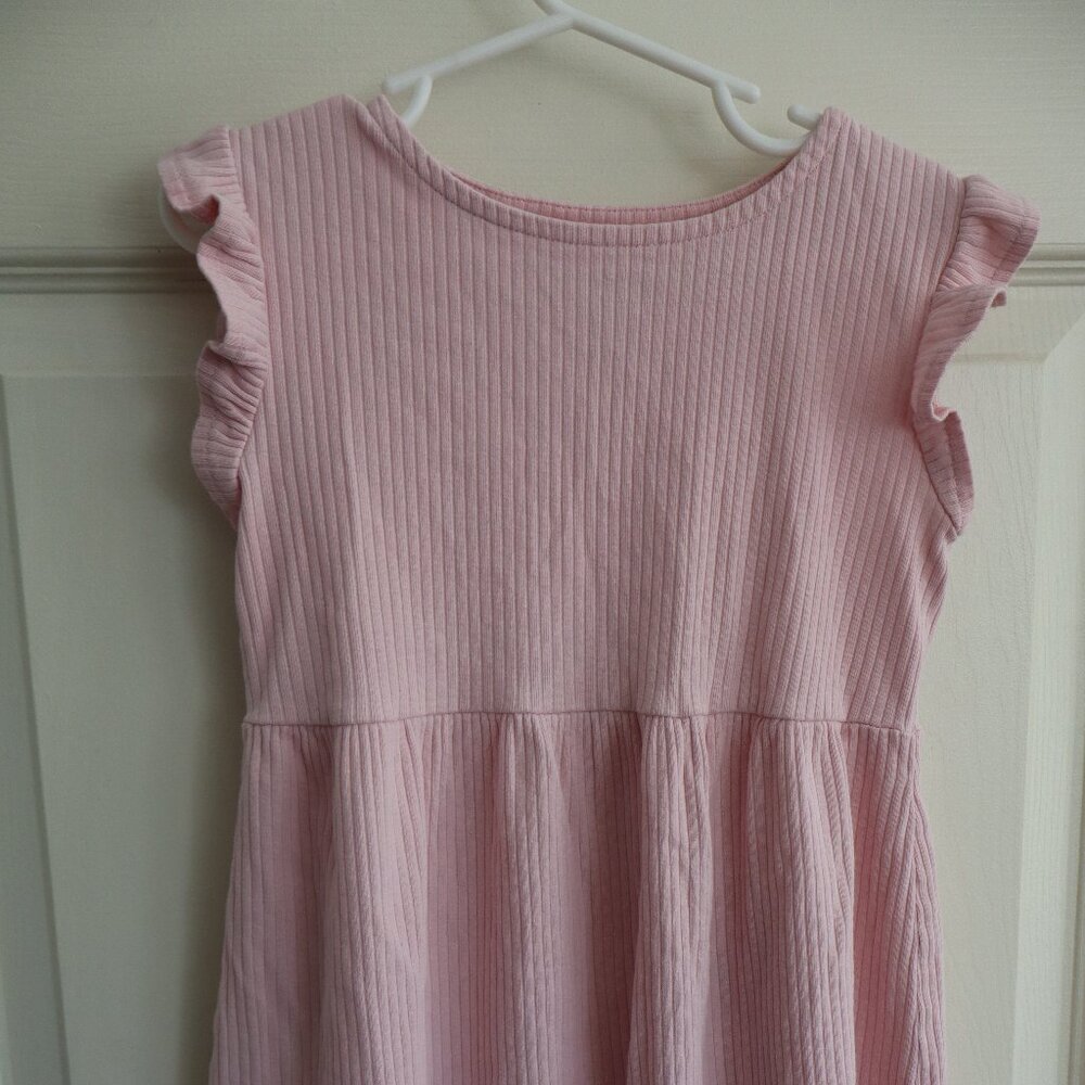 Light Pink Ribbed H&M Dress with ruffle sleeve 5T/6